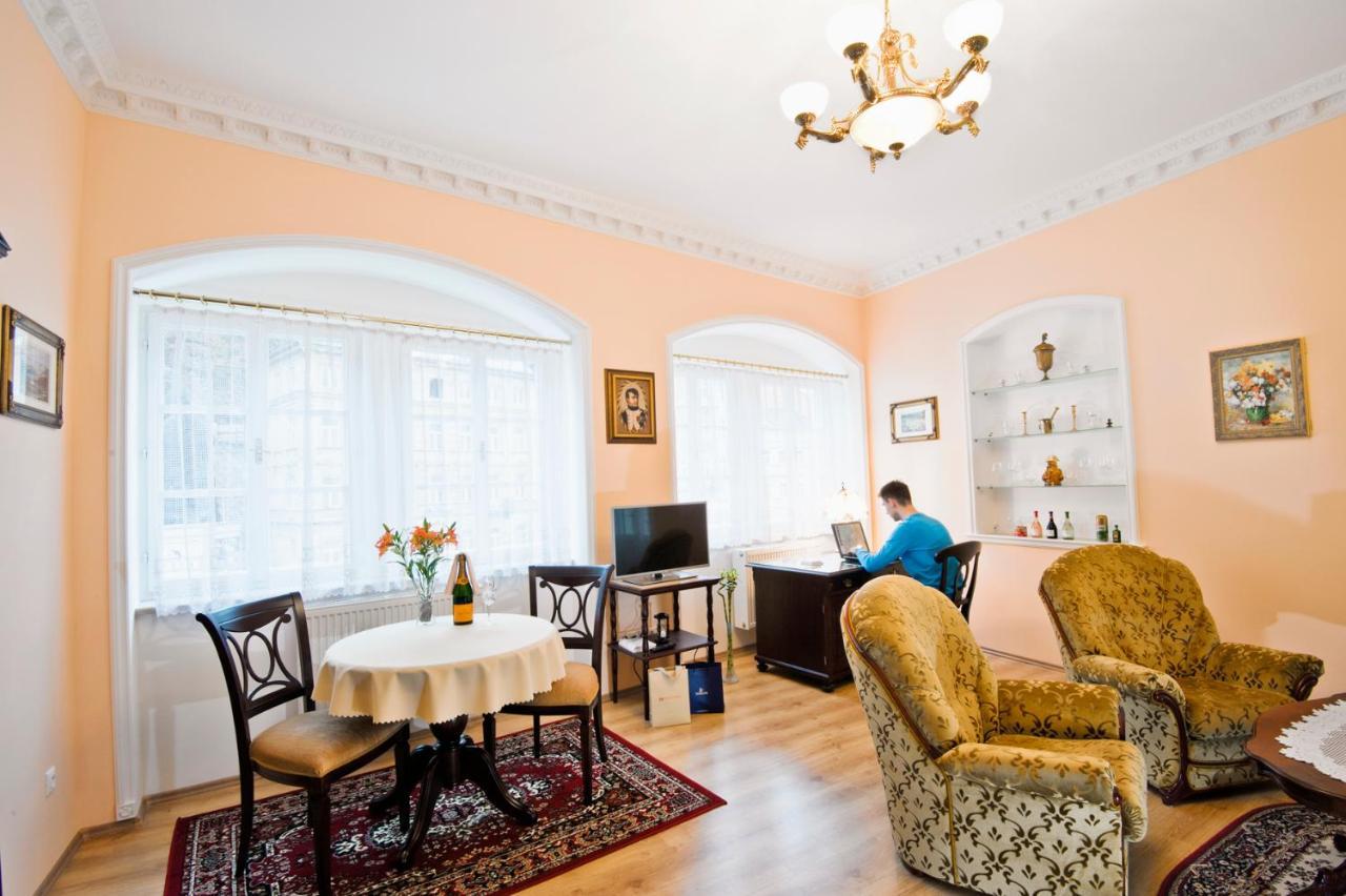 Pension Napoleon Karlovy Vary Dış mekan fotoğraf