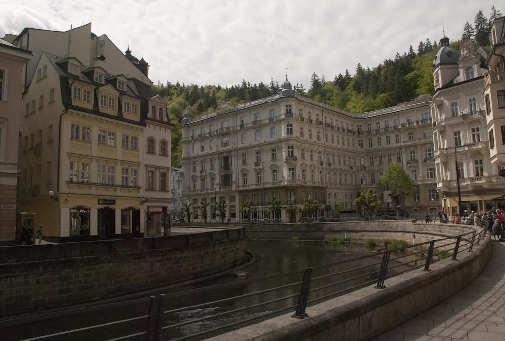 Pension Napoleon Karlovy Vary Dış mekan fotoğraf